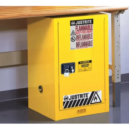 #891220 Gabinete para almacenamiento 12 galones, 1 estante, 1 puerta, cierre automático, gabinete inflamable, Sure-grip® ex compac, amarillo - 891220 - Justrite